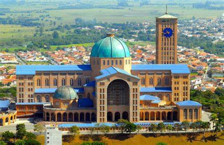 Natal em Aparecida do Norte já está preparado e receberá milhares de turistas em 2024