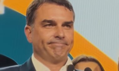 PL oficializa Flávio Bolsonaro como candidato à Presidência em convenção no Pacaembu