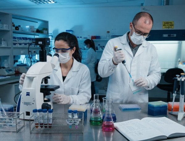 EUA reforçam tese de vazamento de laboratório como origem da Covid-19, enquanto ciência segue dividida